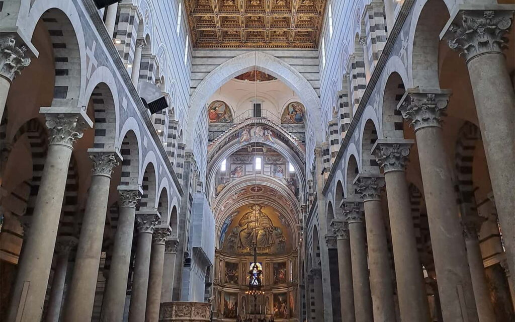 kathedraal van pisa interieur