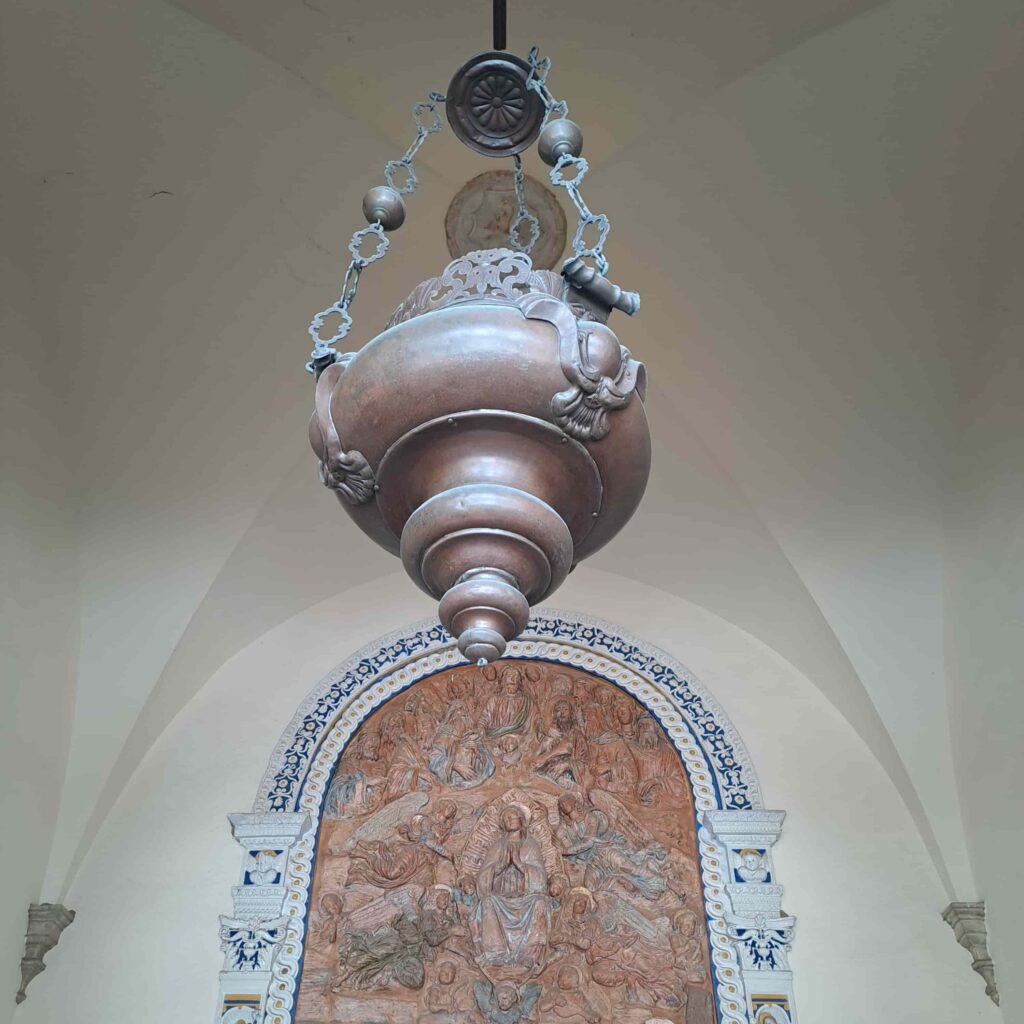 lampada di galileo galilei nella cappella aulla